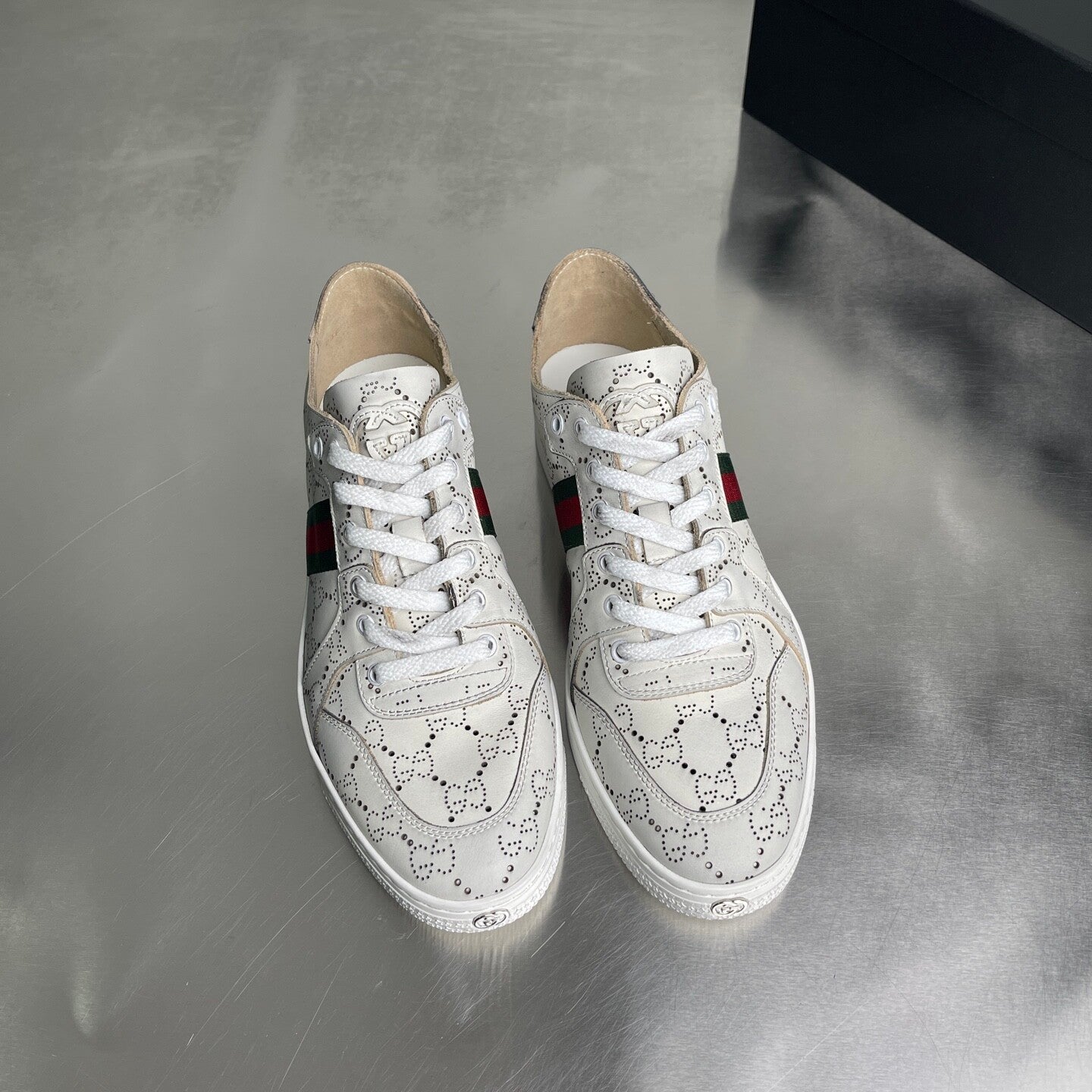 Gucci Stretch Sneaker for Men & Women