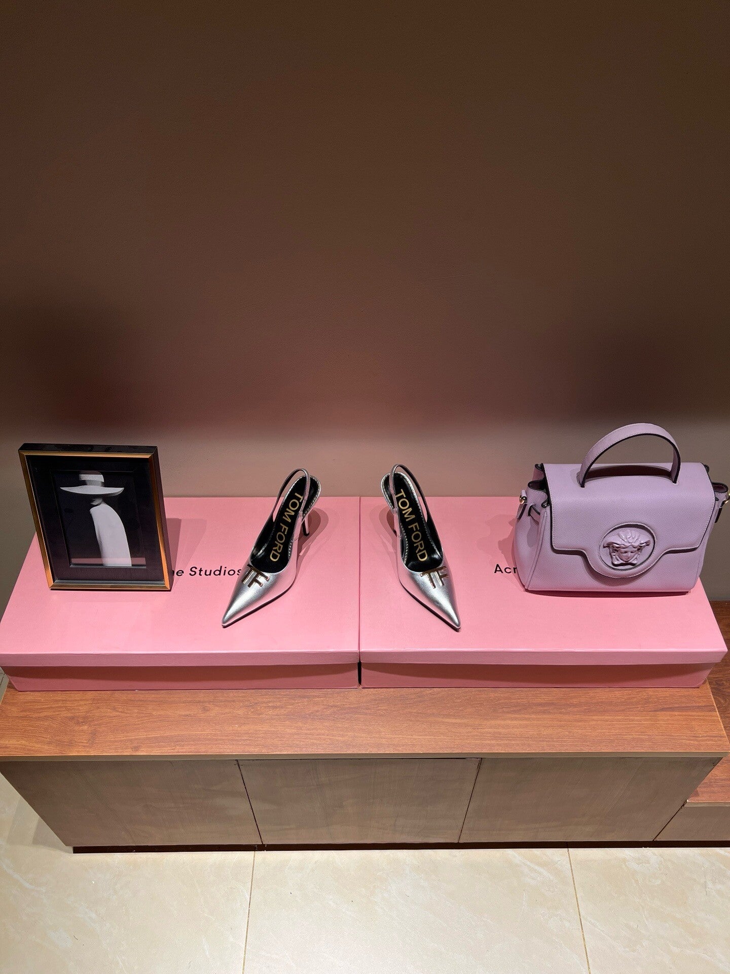 TF pointed fashion show high heels