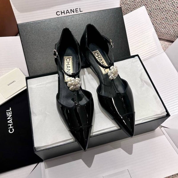 “24 CC women’s shoes