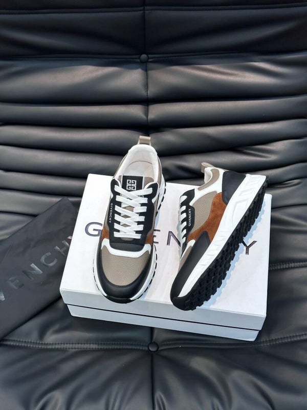 GVC low-top sneakers