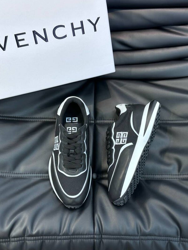 GVC low-top sneakers