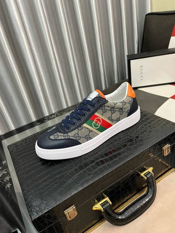 “25 Gucci Sneakers