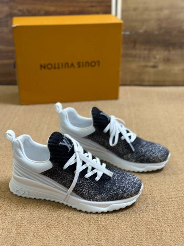 LV Trainer/Sneakers “25
