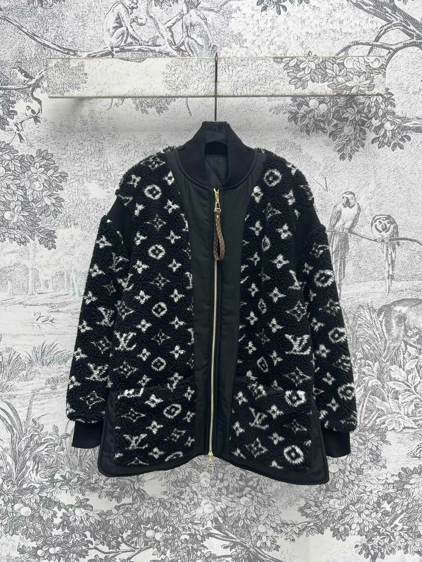 LV winter down jacket “2025