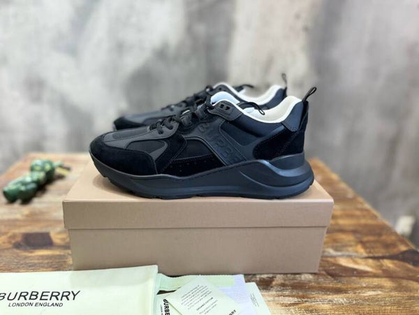 B//rberry sneakers “23