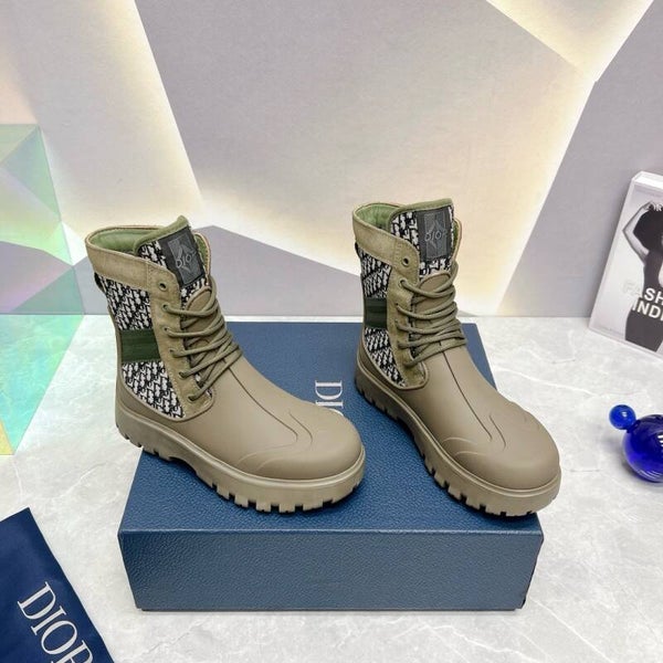 Women boots “23