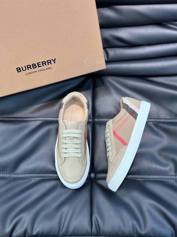 Burberry sneakers “24