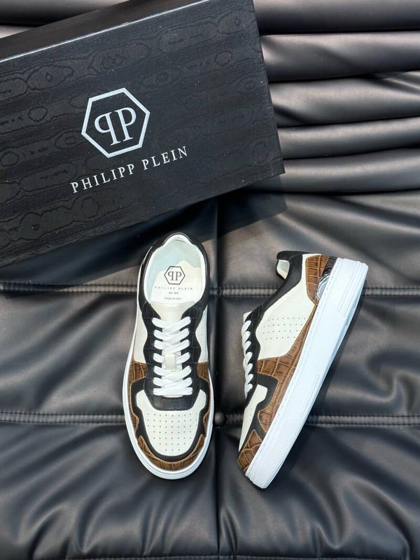 PP Sneakers