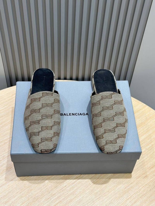 BALENCIAGA COSY BB SLIDES