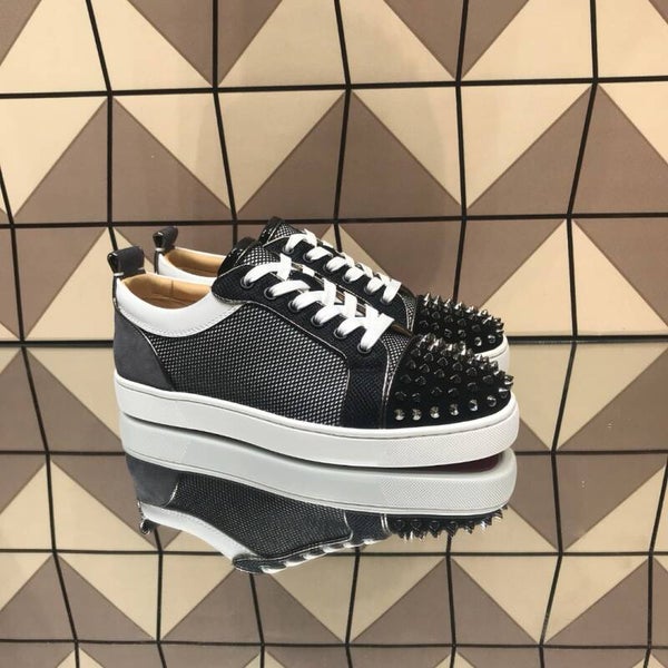 Christian Louboutin Low-Top Sneaker