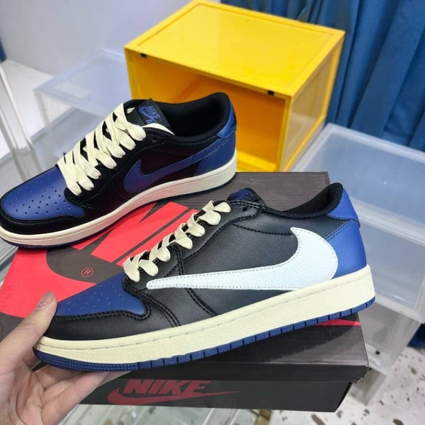 Nike AJ1 Low  Sneakers