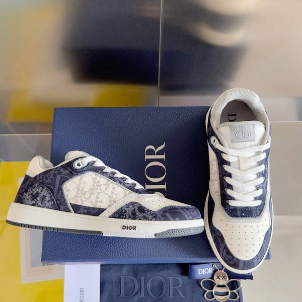 B27 low-top sneakers