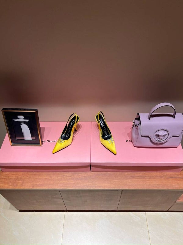 TF pointed fashion show high heels