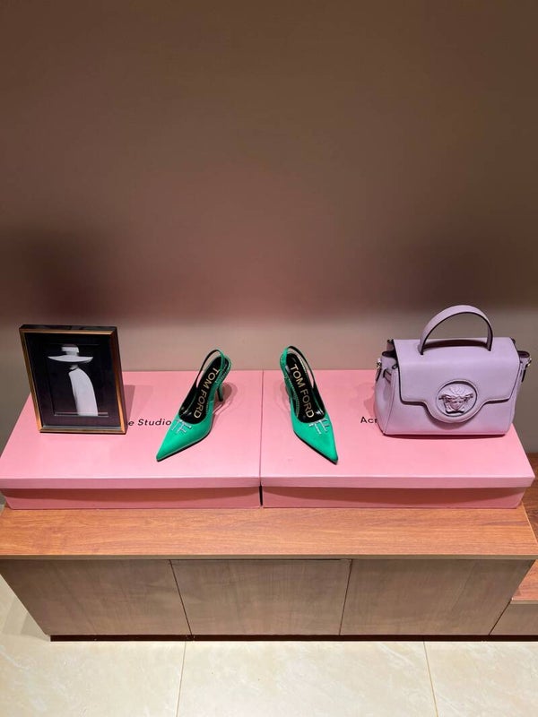 TF pointed fashion show high heels