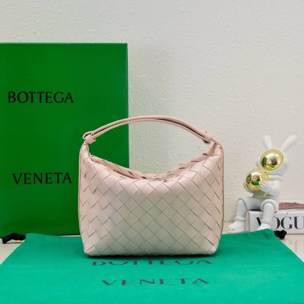 Bottega Veneta