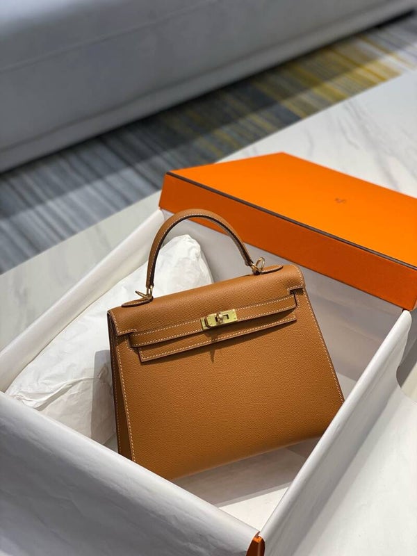 Hermes hand bag for Women