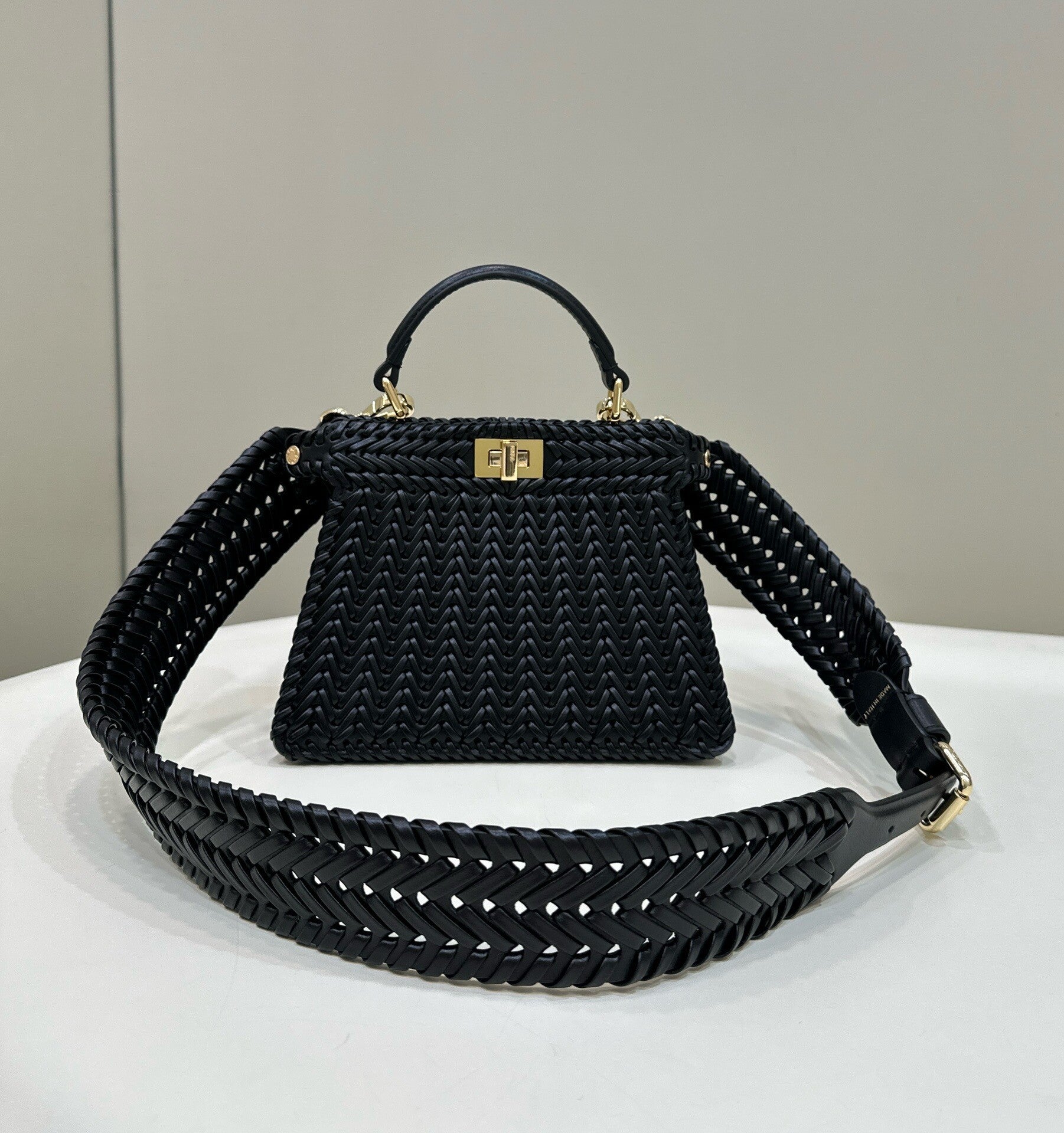 Fendi Peekaboo ISeeU Hand Bag