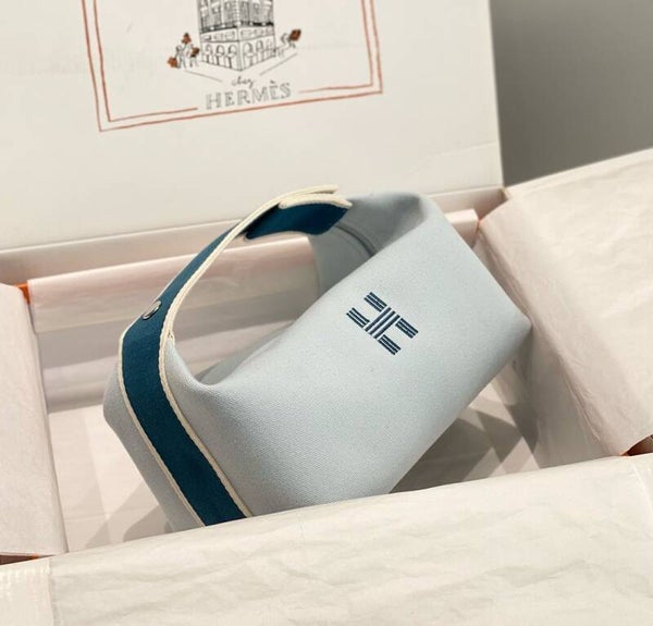 Hermes women’s bag “24