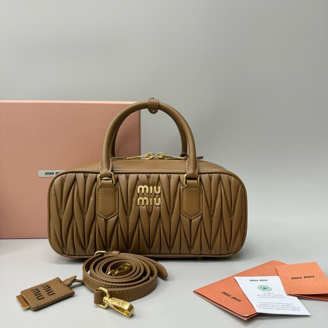 Miumiu Matelasse mid bag