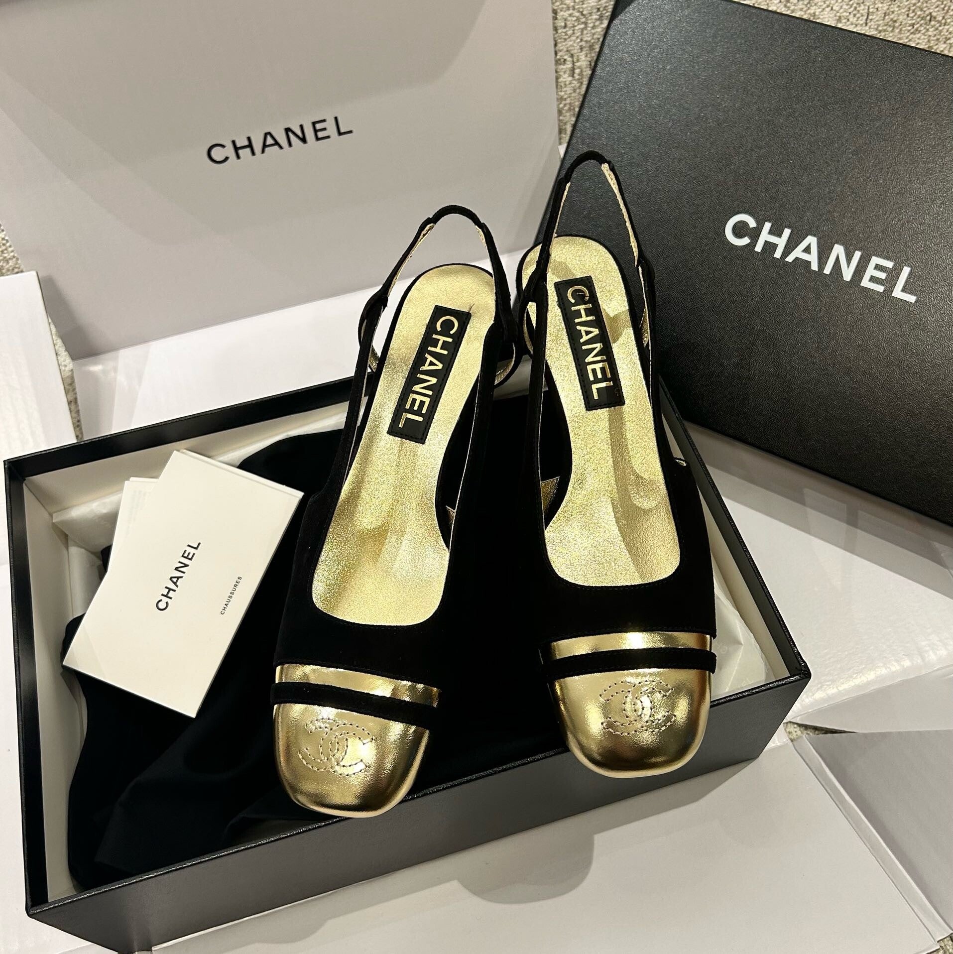 “24 CC women’s shoes