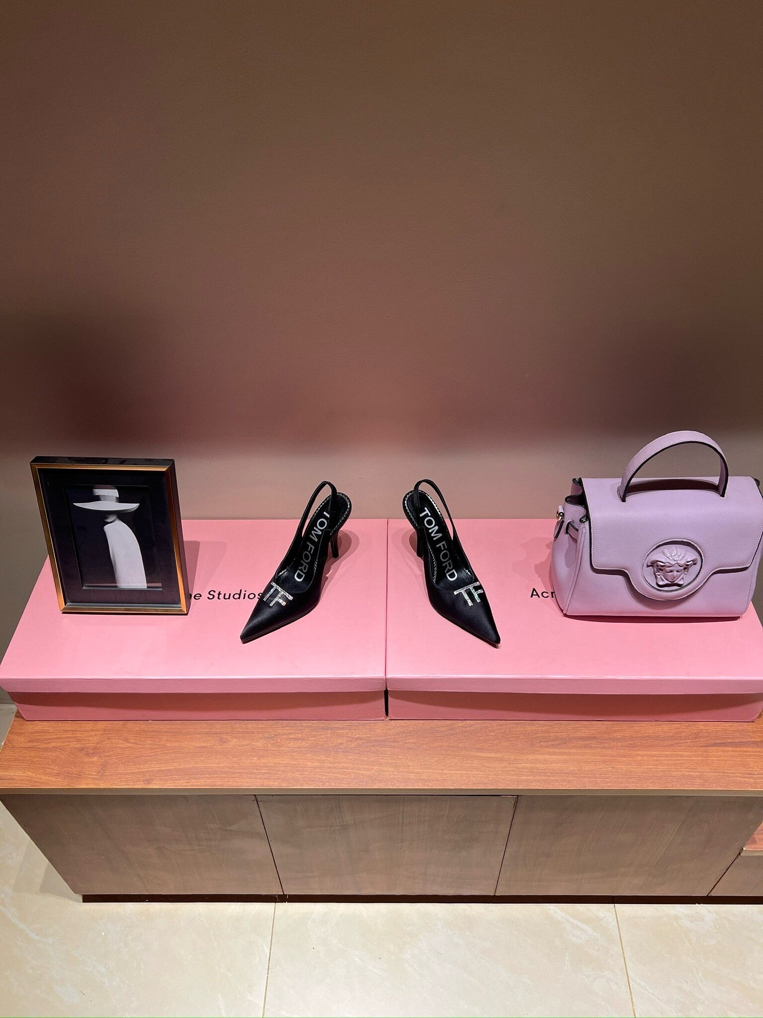 TF pointed fashion show high heels