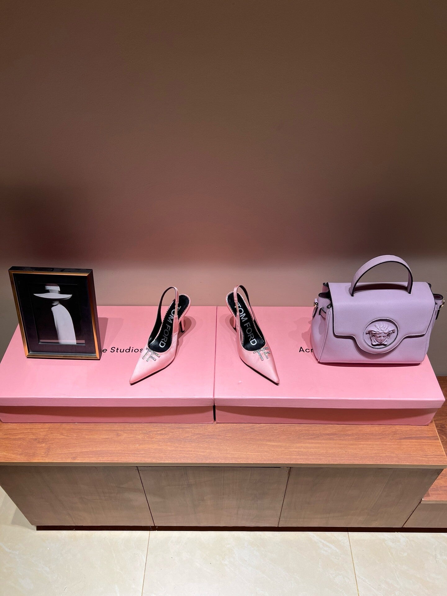 TF pointed fashion show high heels