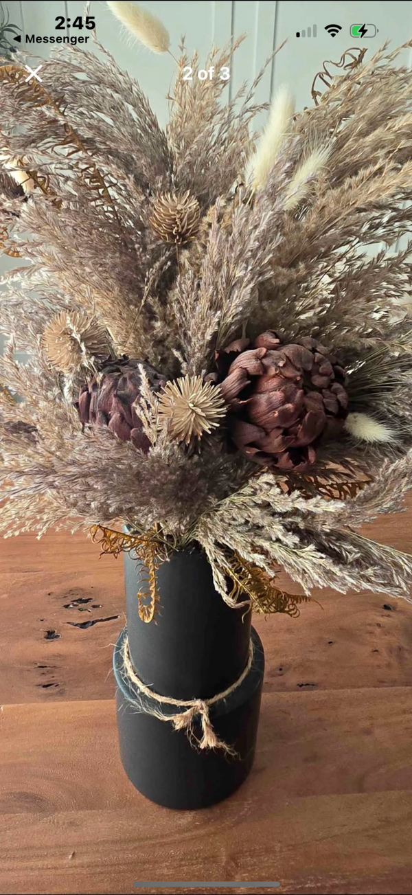 Various custom florals- each client is customizable pricing