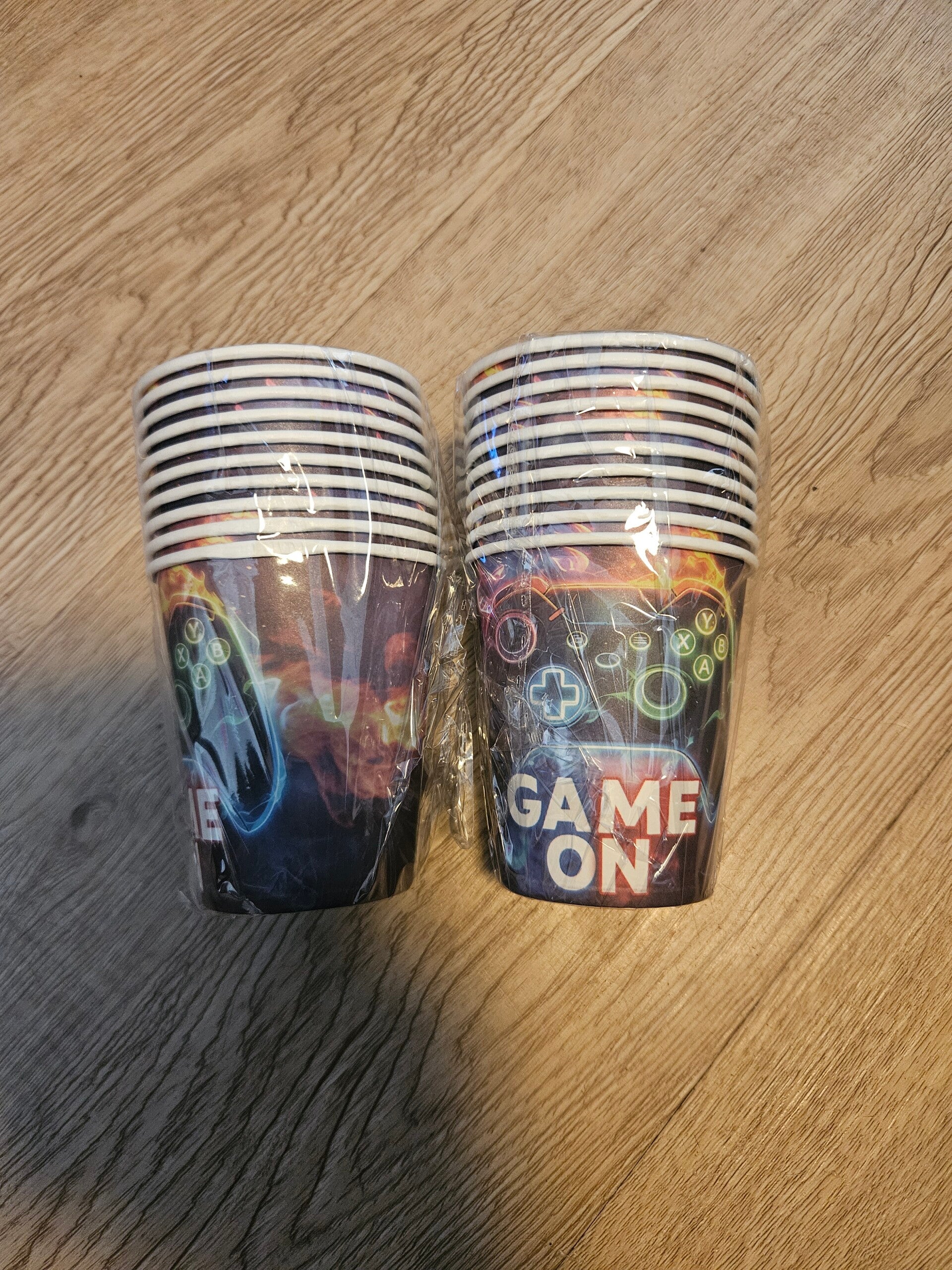 Game On wegwerp Bekers 10 stuks