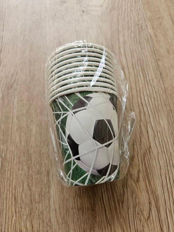 10 wegwerpbekers voetbal 2