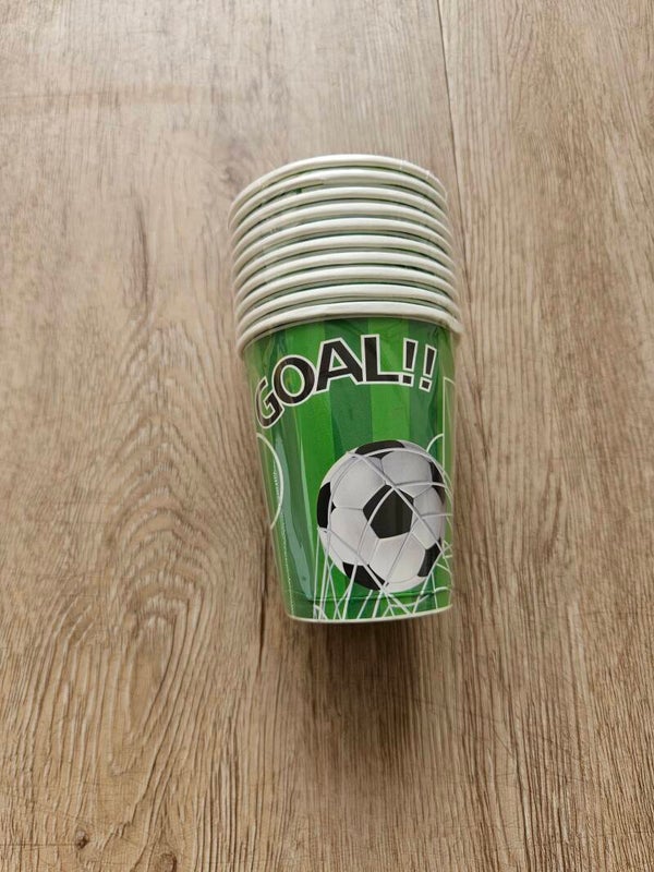 10 wegwerpbekers voetbal 5