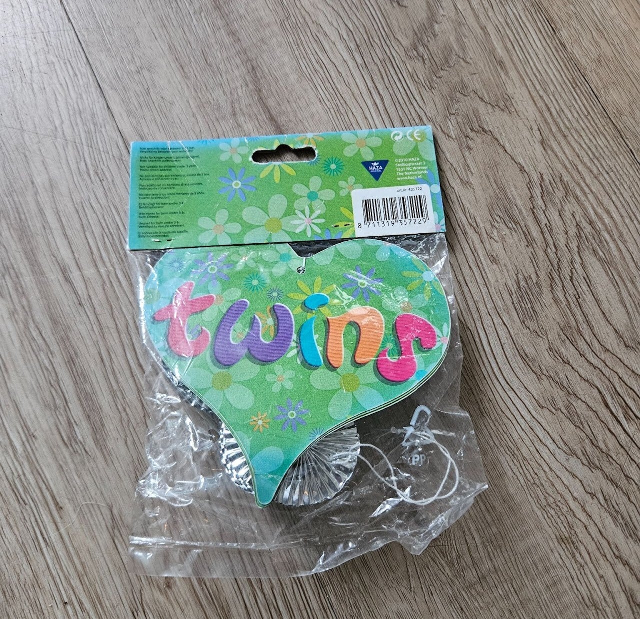 Twins hang decoratie