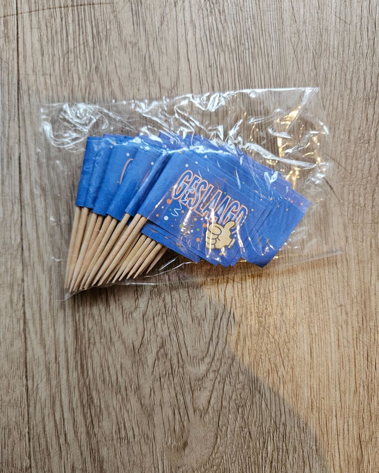 Geslaagd prikvlaggetjes