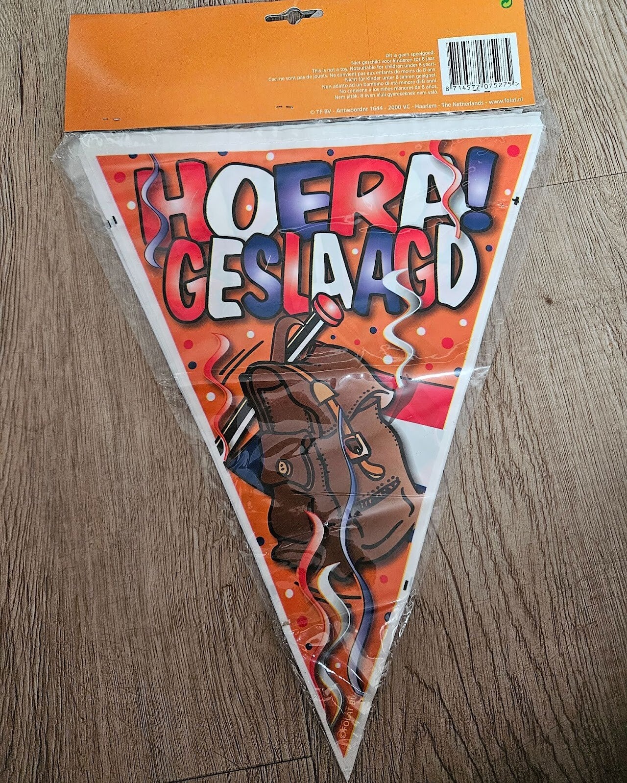 Hoera! Geslaagd vlaggenlijn