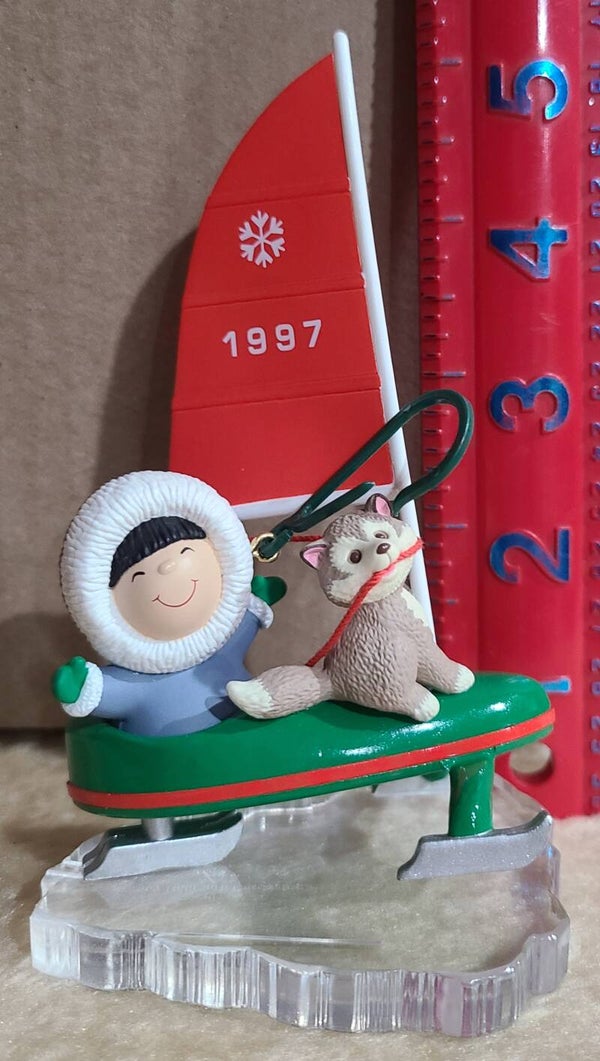 1997 Frosty Friends Collector's Series #18 - Hallmark Ornament