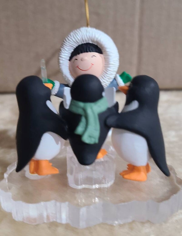 1998 Frosty Friends Collector's Series #19 - Hallmark Ornament