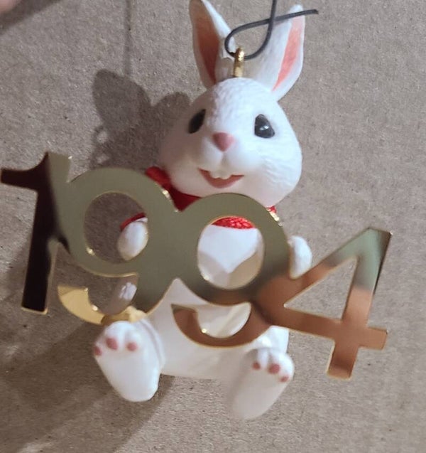 1994 Fabulous Decade Collector's Series #5 (Rabbit) - Hallmark Ornament