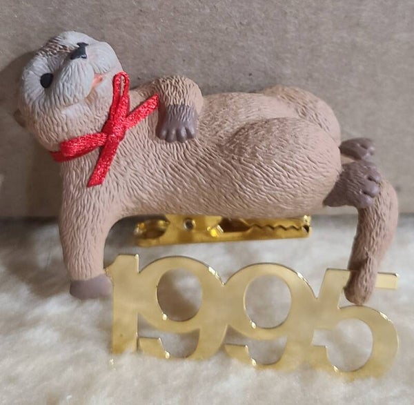 1995 Fabulous Decade Collector's Series #6 (Otter) - Hallmark Ornament