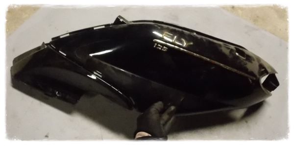 Piaggio Fly 125 Verkleidung Heck linke Seite