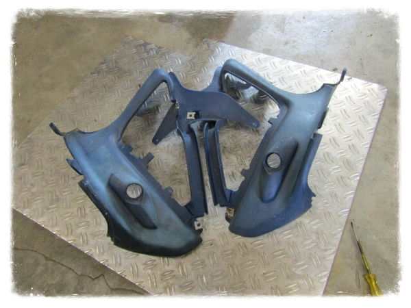 Aprilia Habana 50 125 Verkleidung Seitenteil Seitenverkleidung