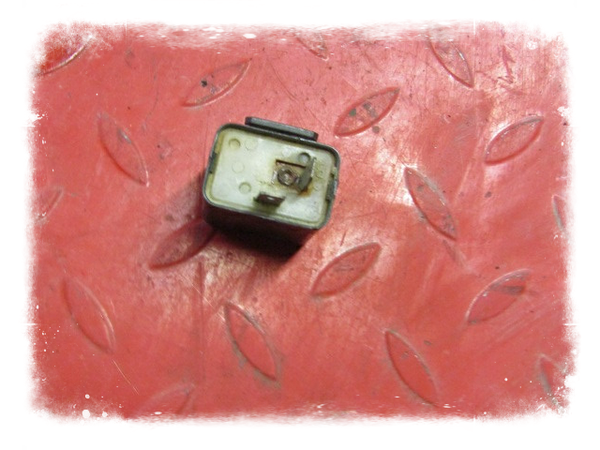 Honda Sky SGX 50  Bj.1997-2004 Relais