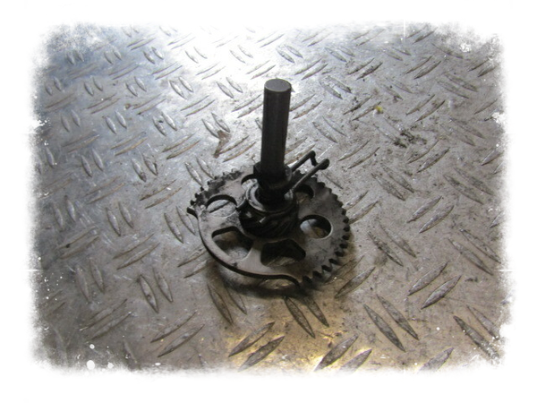 Honda Vision SA50 AF29 2T Mitnehmer Ritzel