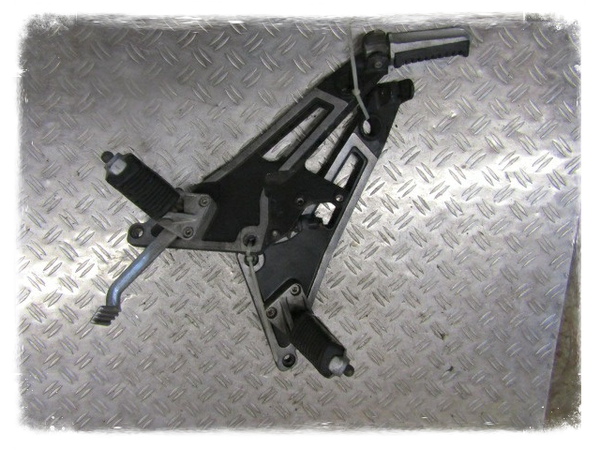 Kawasaki GPZ 1000 RX Fußrasten Halter Satz