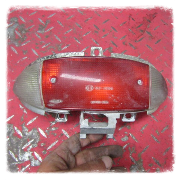 Peugeot Speedake Zenith Buxy Rücklicht