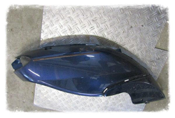 Piaggio Fly 50 Verkleidung Heck rechte Seite