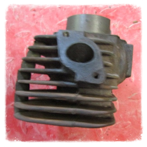 Yamaha Neos Aerox 100  Zylinder Original getestet läuft einwandfrei