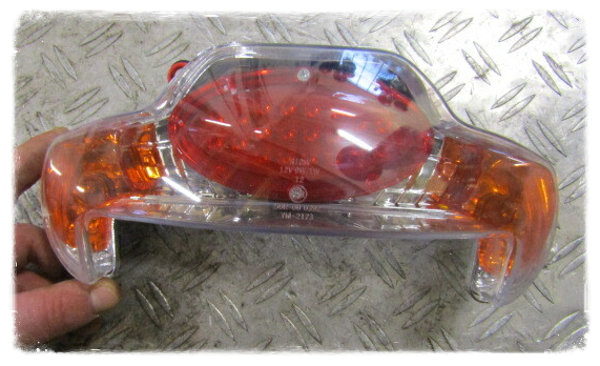 Yamaha BWS Booster TNT Tuning LED Rücklicht mit E-Nr