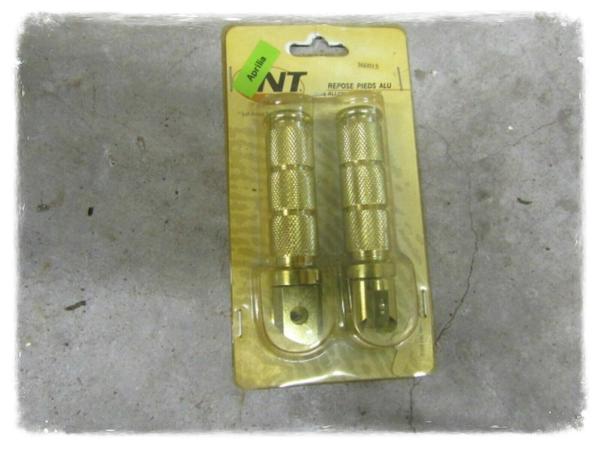 Aprilia SR 50 TNT Tuning Fussrasten silber  Neu