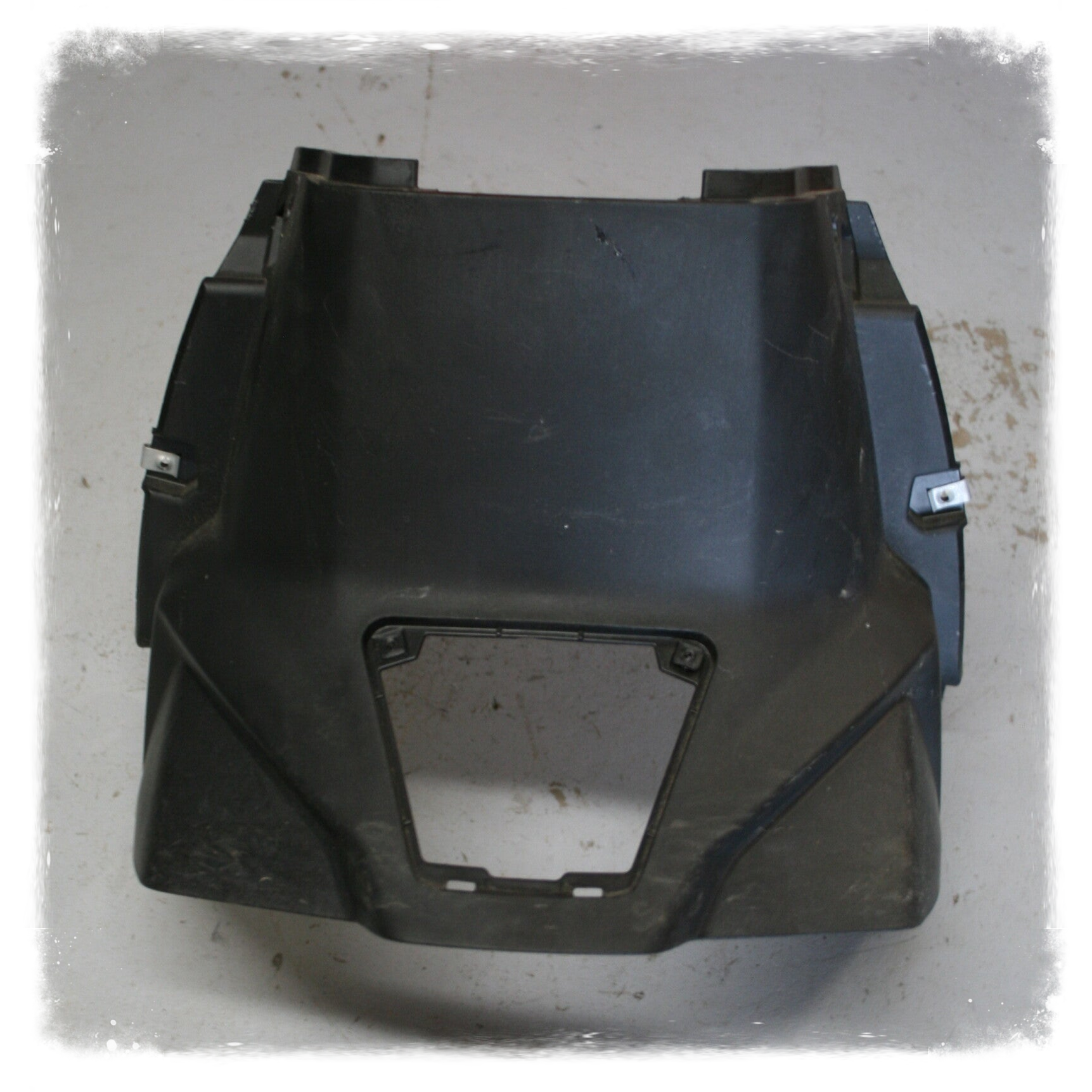 Piaggio One 50 Verkleidung Helmfach unten Serviceklappe