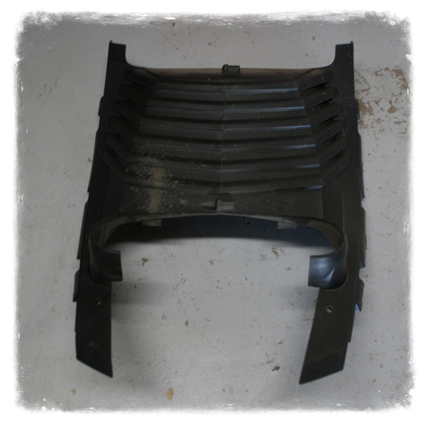 Piaggio One 50 Verkleidung Unterboden Heck