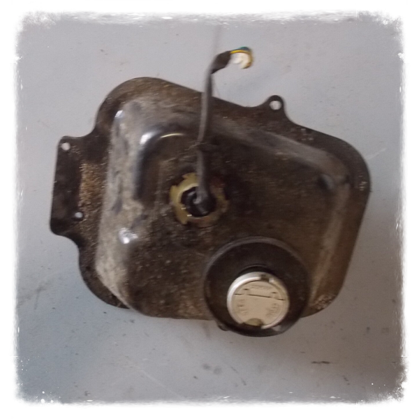 Kymco Agility Carry DJ  50 Benzintank